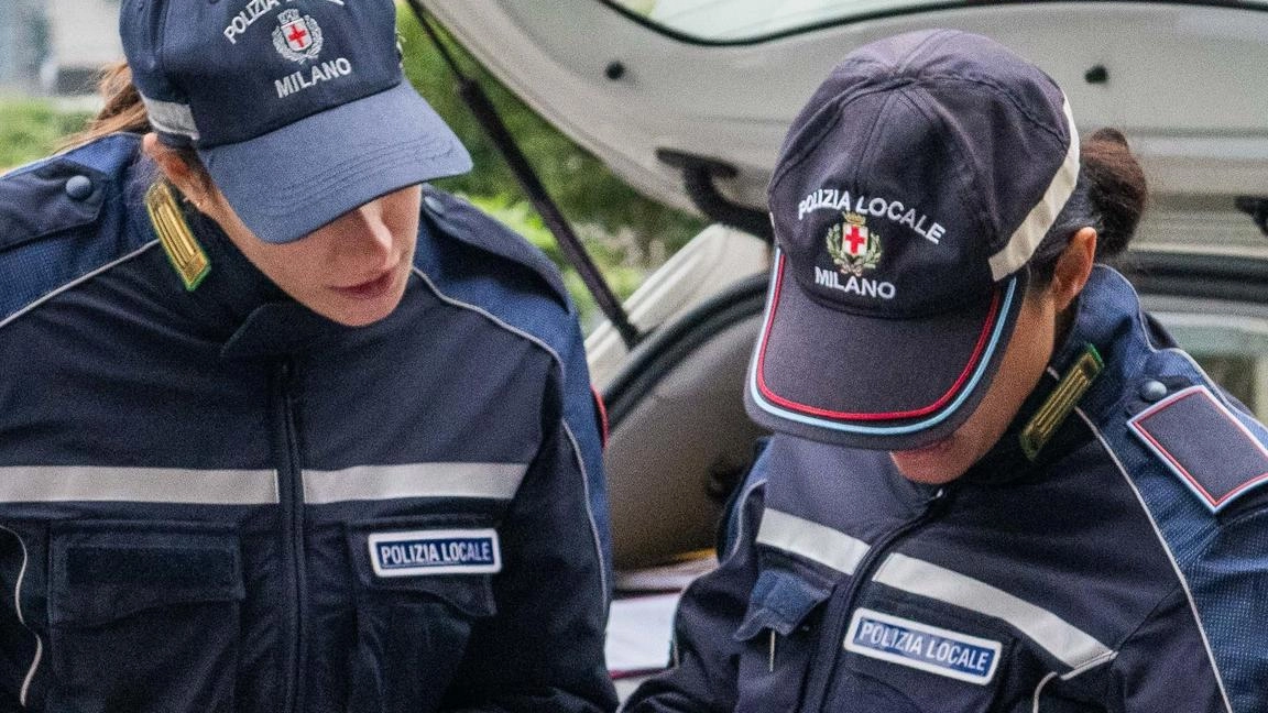 Il quarantacinquenne è stato arrestato dagli agenti del Nucleo tutela trasporto pubblico Il quarantacinquenne è stato arrestato dagli agenti del Nucleo tutela trasporto pubblico