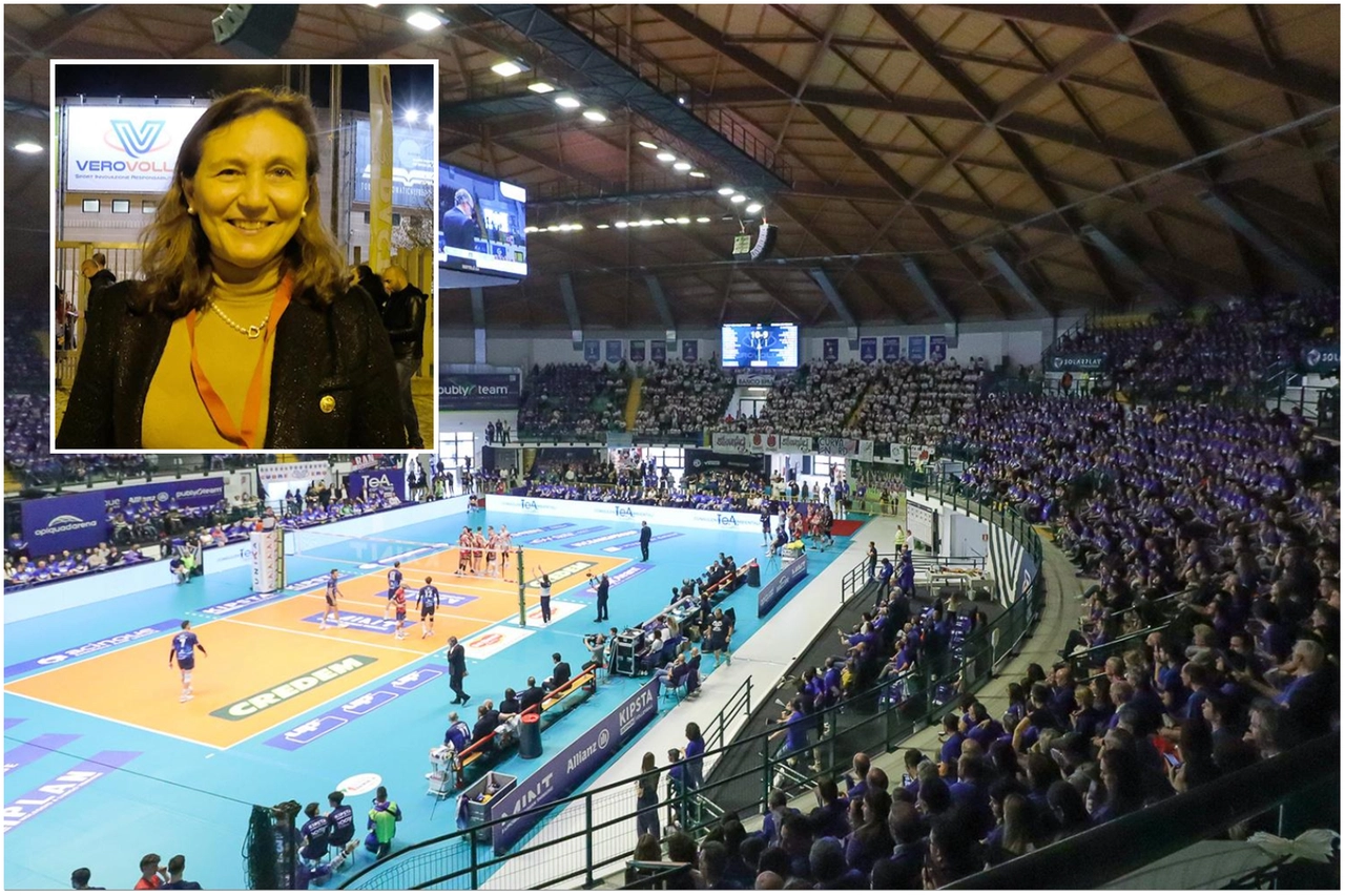 L’assessora Viviana Guidetti e l’arena del volley