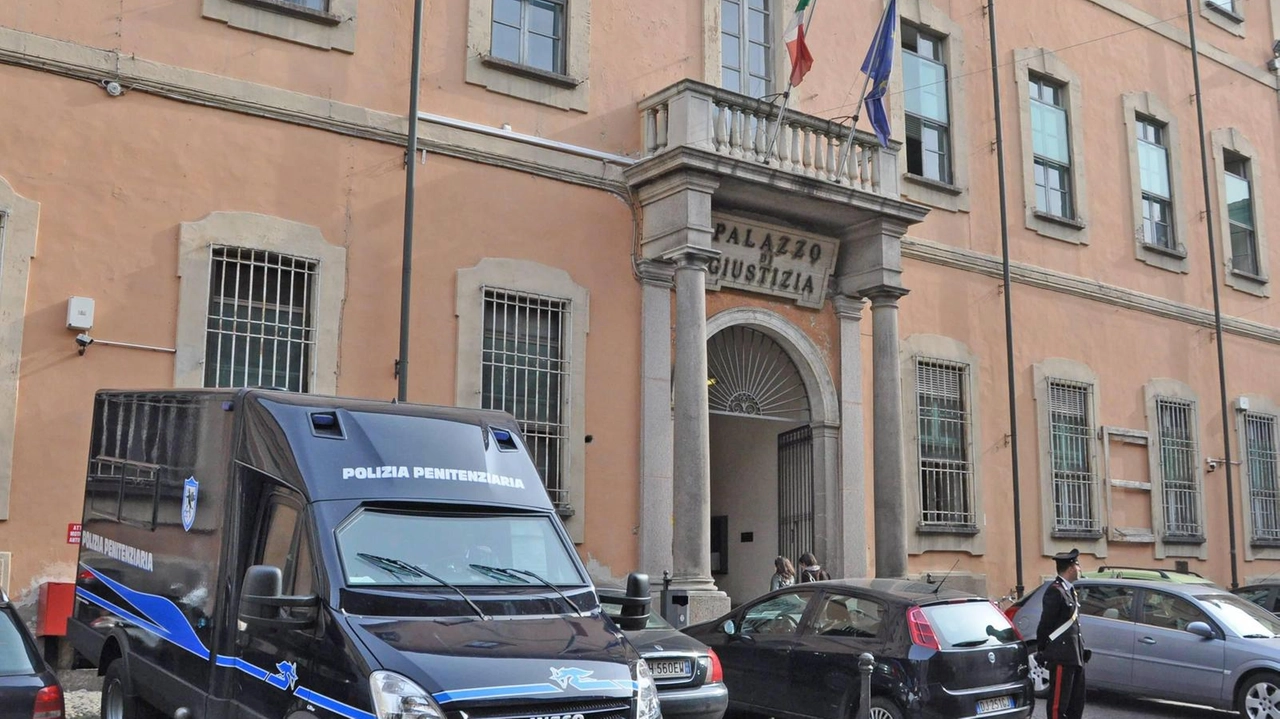 Il processo per violenza sessuale su minori è in corso al tribunale di Pavia Gli episodi contestati all’imputato si sarebbero verificati nel corso del 2020