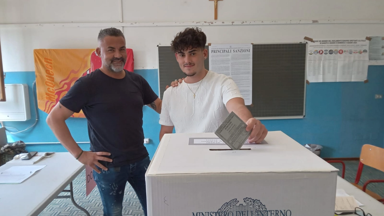 Eros Colucci, compleanno al seggio: compie 18 anni nel giorno del voto per le Europee