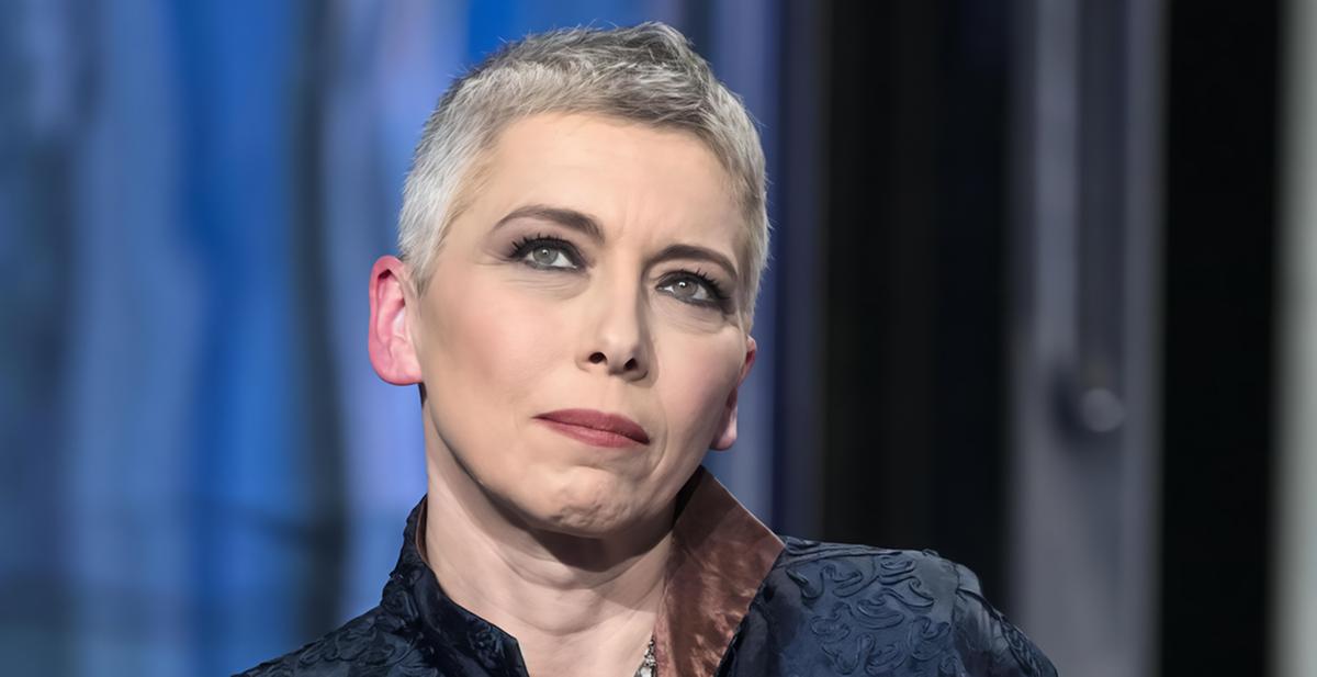 Irene Pivetti: “Mi preparo al carcere. Non avevo soldi, mi vendevo tutto. Ho fatto le pulizie e andavo alla mensa dei poveri” Irene Pivetti: “Mi preparo al carcere. Non avevo soldi, mi vendevo tutto. Ho fatto le pulizie e andavo alla mensa dei poveri”
