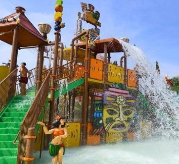 schiuma party a ferragosto acquaworld fa festa