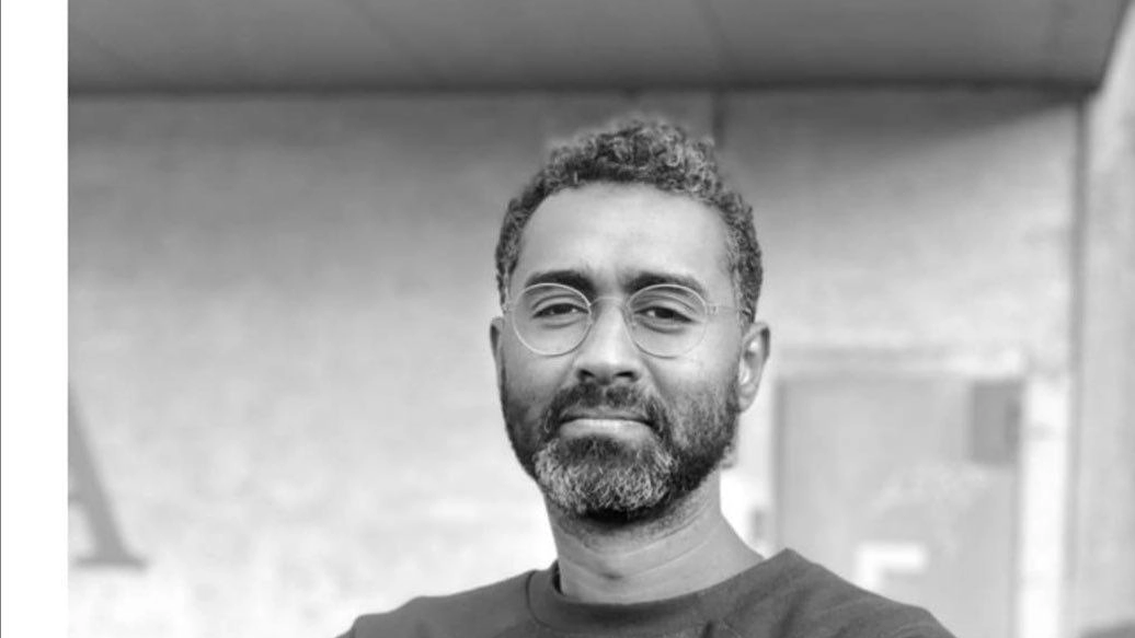 Il passaggio di testimone tra gli artisti Zoya Shokooh e Khalid Albaih anticipa la mostra di quest'ultimo al Festival della Pace di Brescia. In un talk, hanno discusso della necessità di rappresentare le violazioni dei diritti umani nella nostra epoca, tema centrale della mostra "La stagione della migrazione a Nord". Shokooh ha anche donato due opere a Brescia Musei. Il passaggio di testimone tra gli artisti Zoya Shokooh e Khalid Albaih anticipa la mostra di quest'ultimo al Festival della Pace di Brescia. In un talk, hanno discusso della necessità di rappresentare le violazioni dei diritti umani nella nostra epoca, tema centrale della mostra "La stagione della migrazione a Nord". Shokooh ha anche donato due opere a Brescia Musei.