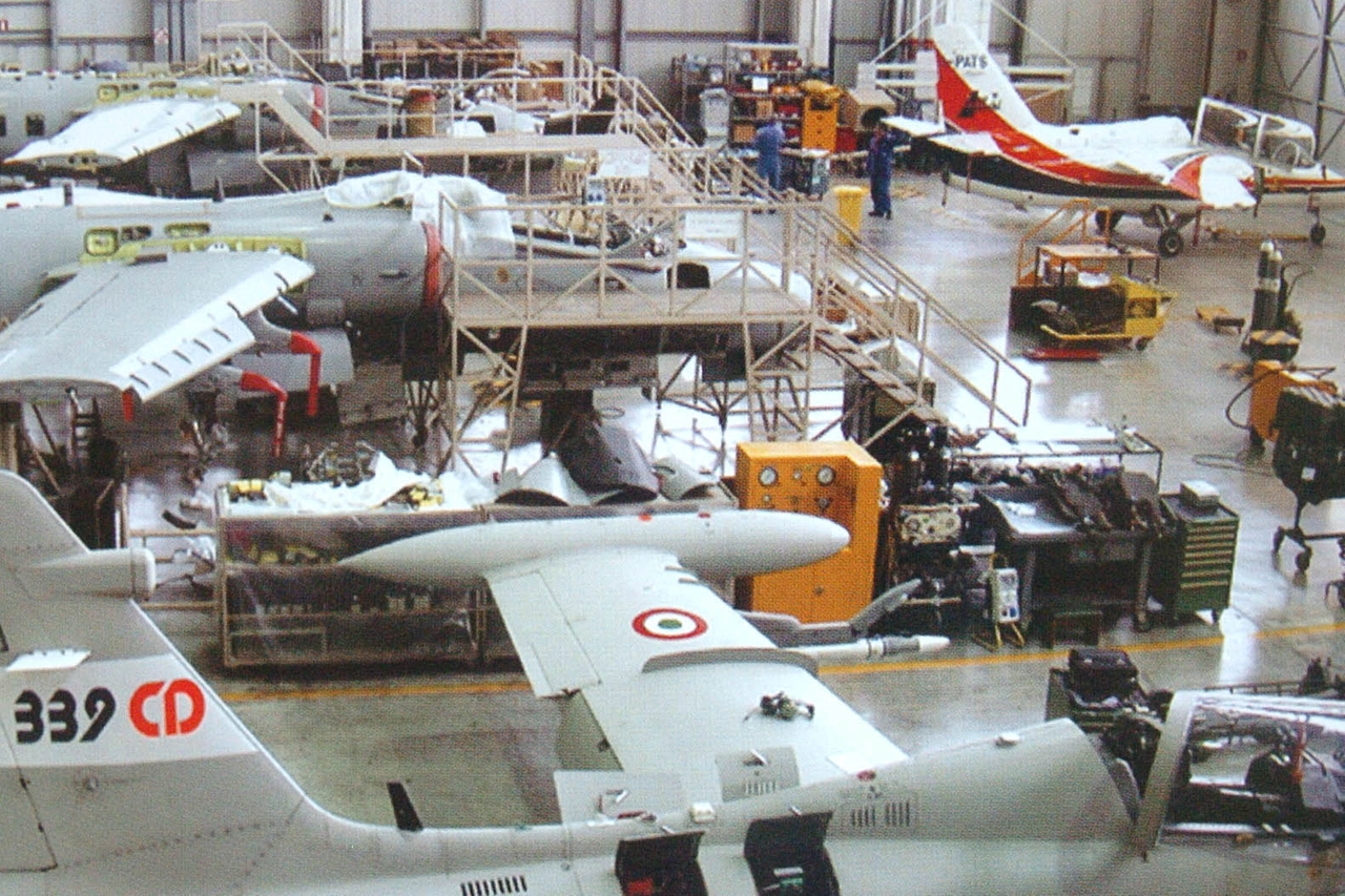 Capannone Aermacchi a Venegono Superiore