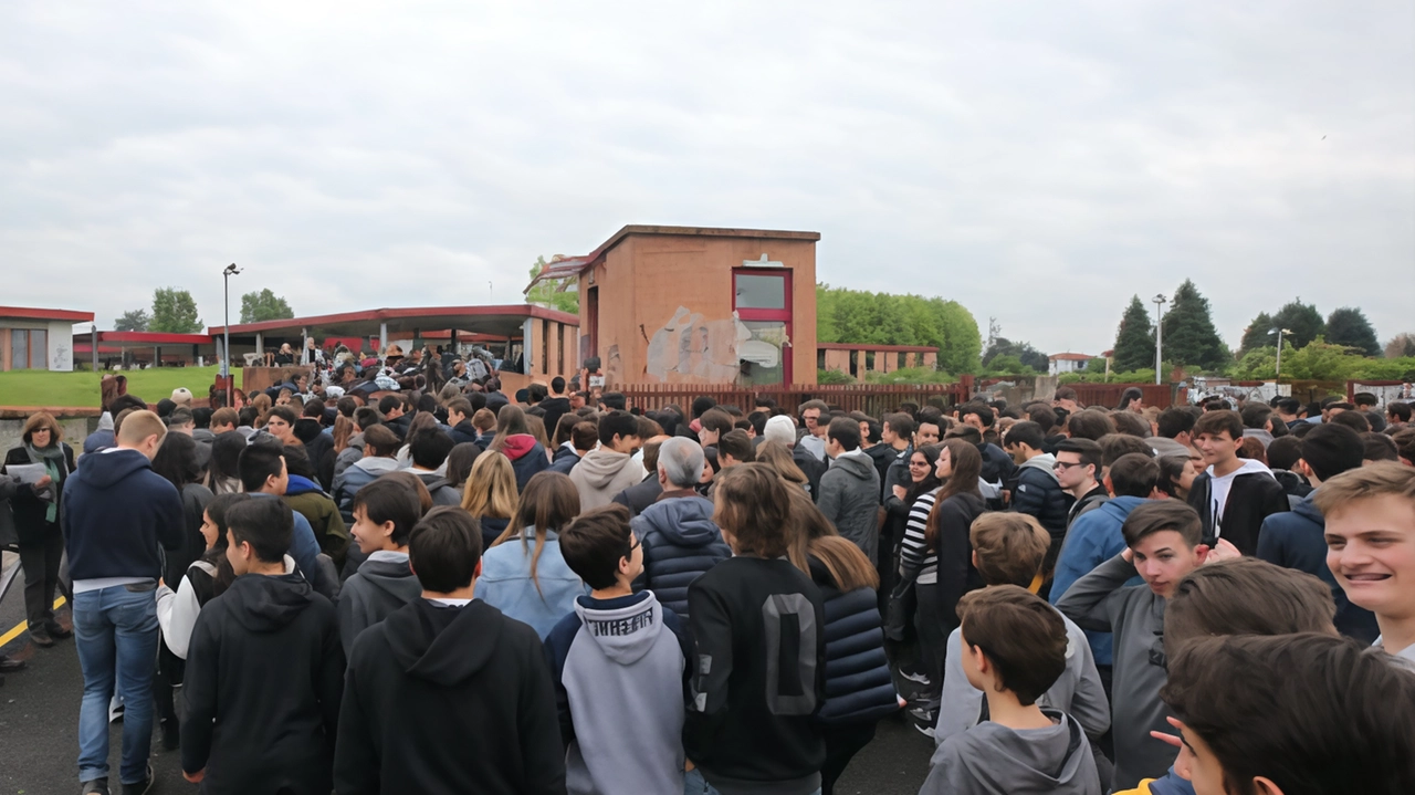 All’Omnicomprensivo non c’è solo il problema del freddo. Un discorso a parte è la questione dei trasporti in via Adda,... All’Omnicomprensivo non c’è solo il problema del freddo. Un discorso a parte è la questione dei trasporti in via Adda,...