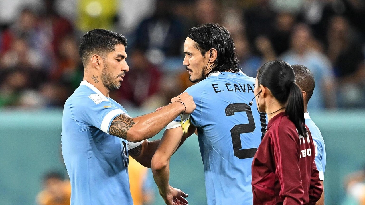 Omaggio ai due campioni di calcio nella loro città natale, Salto Omaggio ai due campioni di calcio nella loro città natale, Salto