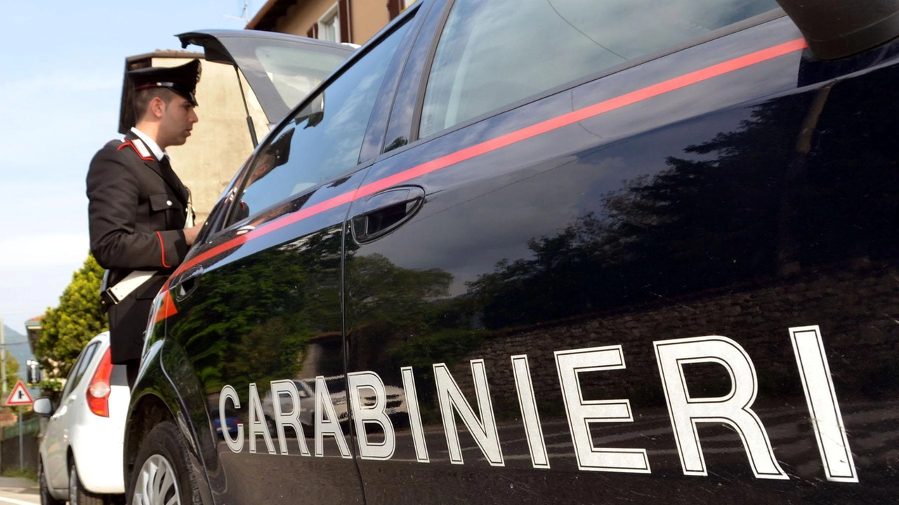 I carabinieri sono intervenuti sul posto insieme ai vigili del fuoco e ai volontari del soccorso di Calolziocorte Il magistrato di turno non ha disposto ulteriori accertamenti sull’accaduto I carabinieri sono intervenuti sul posto insieme ai vigili del fuoco e ai volontari del soccorso di Calolziocorte Il magistrato di turno non ha disposto ulteriori accertamenti sull’accaduto