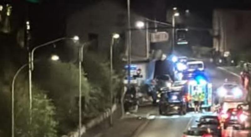 Abbadia Lariana, incidente sulla Provinciale 72: tre feriti gravi, due sono minorenni Abbadia Lariana, incidente sulla Provinciale 72: tre feriti gravi, due sono minorenni