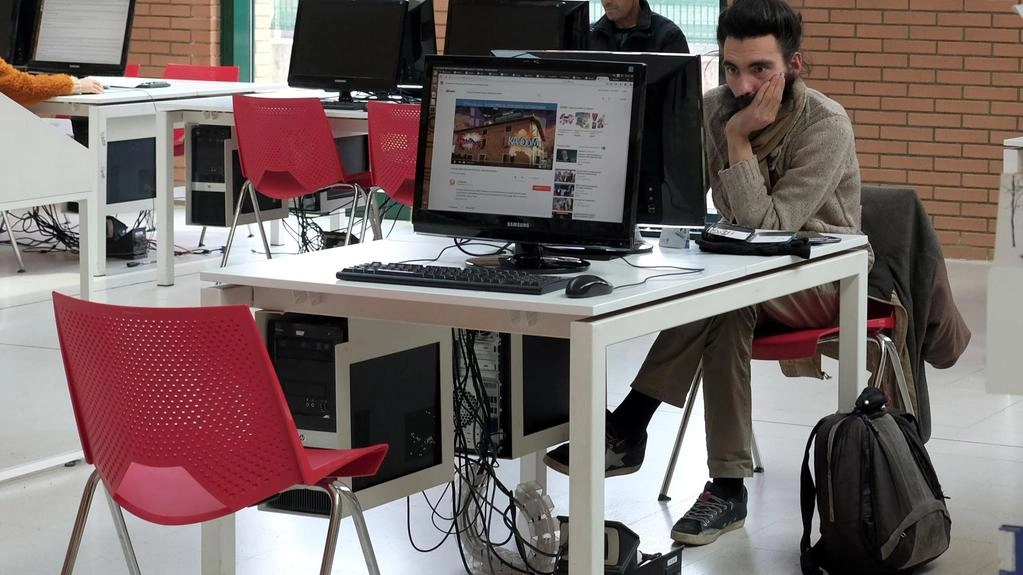 Il programma culturale "Tilane, vieni a vedere perché" a Paderno Dugnano, sostenuto dalla Regione Lombardia, promuove la lettura, le arti performative e l'innovazione, coinvolgendo cittadini di tutte le età in un'esperienza culturale a 360 gradi. Il programma culturale "Tilane, vieni a vedere perché" a Paderno Dugnano, sostenuto dalla Regione Lombardia, promuove la lettura, le arti performative e l'innovazione, coinvolgendo cittadini di tutte le età in un'esperienza culturale a 360 gradi.