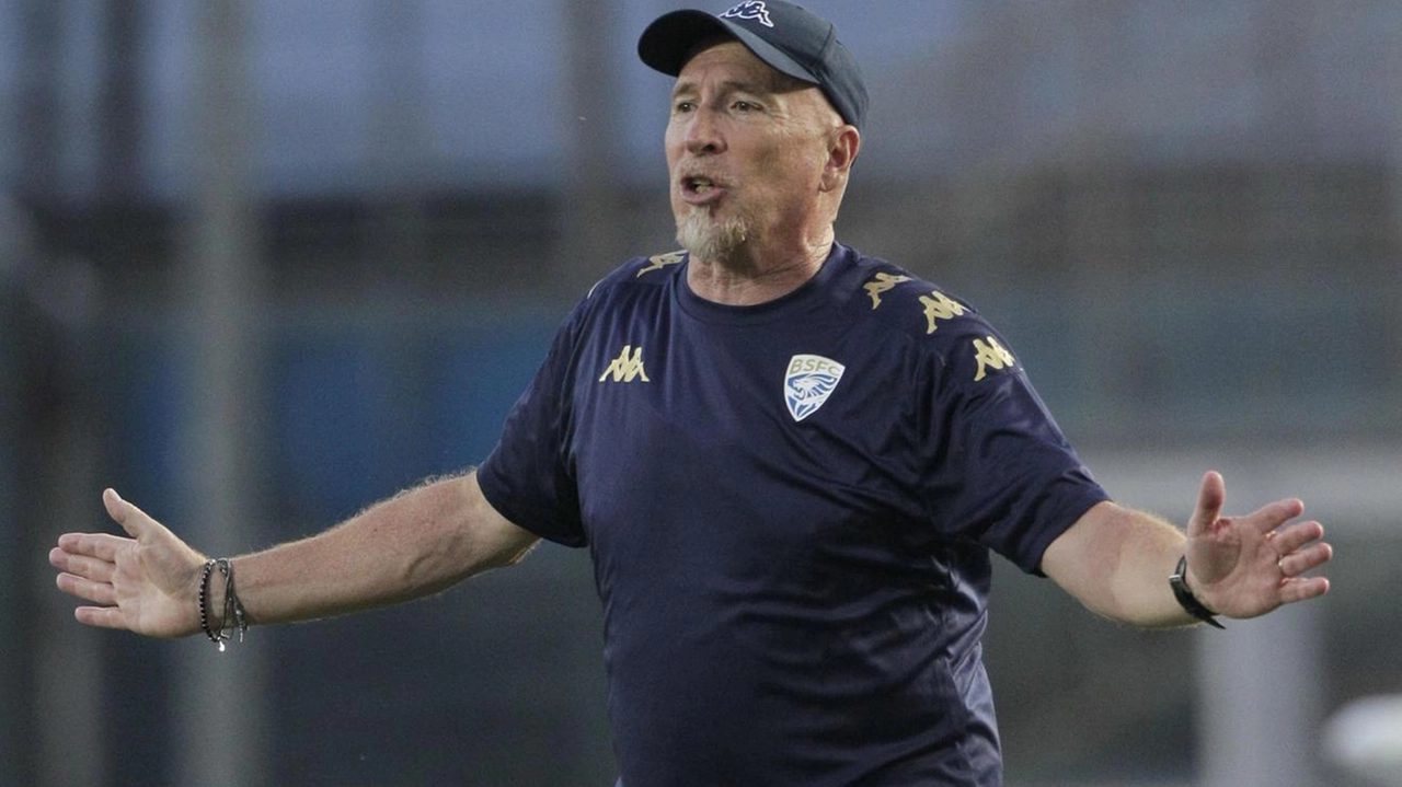 Rolando Maran, 61 anni, allenatore confermato sulla panchina del Brescia Rolando Maran, 61 anni, allenatore confermato sulla panchina del Brescia
