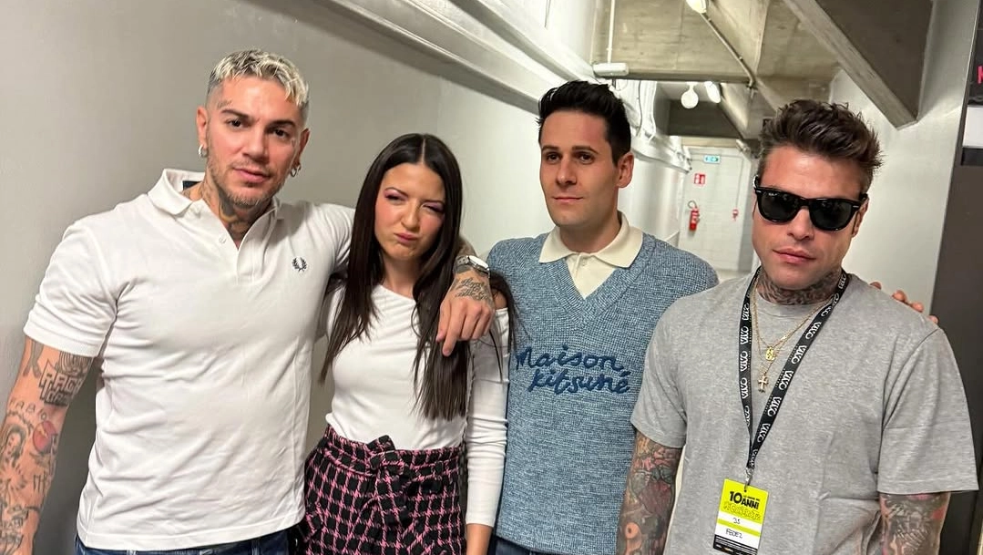 Fedez insieme ai Me contro te (Instagram)