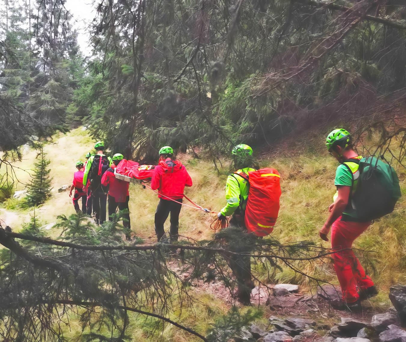 a 14 anni sulla ferrata perde l8217appiglio e precipita nel vuoto