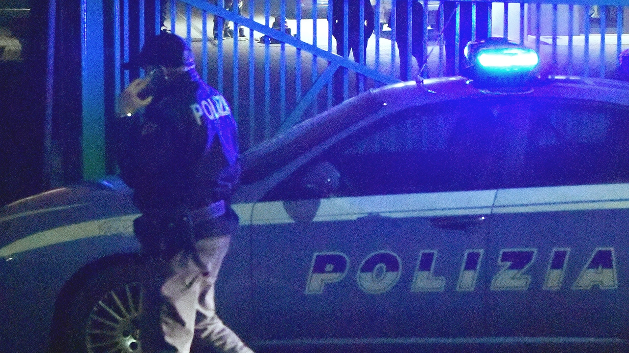 Nell'abitazione dei due fratelli sono intervenute la Polizia col reparto della Scientifica Nell'abitazione dei due fratelli sono intervenute la Polizia col reparto della Scientifica
