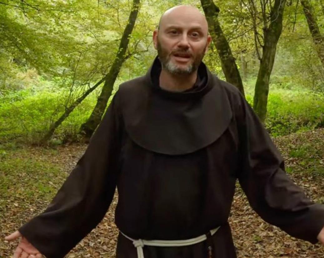 Il frate dei miracoli. Celestino se ne va: "Folgorato da Francesco sono grato ai monzesi" Il frate dei miracoli. Celestino se ne va: "Folgorato da Francesco sono grato ai monzesi"