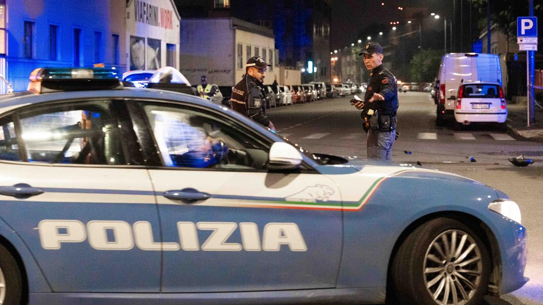 presa per il collo e sbattuta contro il muro rapina choc in porta venezia arrestati due minorenni