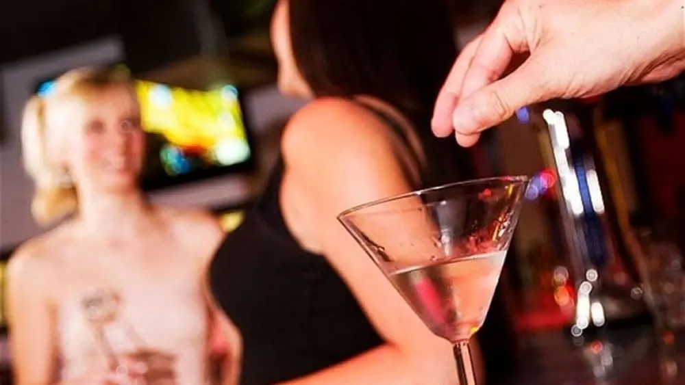 Due ragazze violentate dopo la discoteca: arrestato 35enne. In casa aveva 300 grammi di droga dello stupro