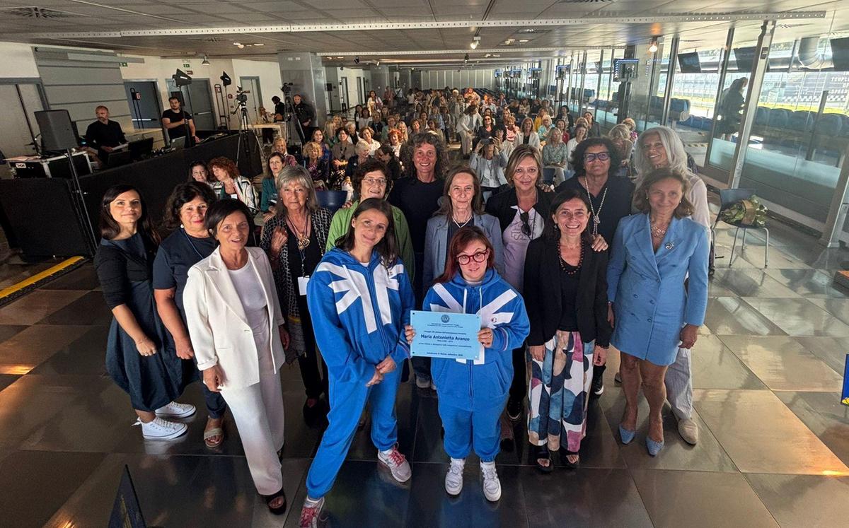 Le donne di tutt’Italia all’Autodromo: "Una curva dedicata alla prima pilota" Le donne di tutt’Italia all’Autodromo: "Una curva dedicata alla prima pilota"