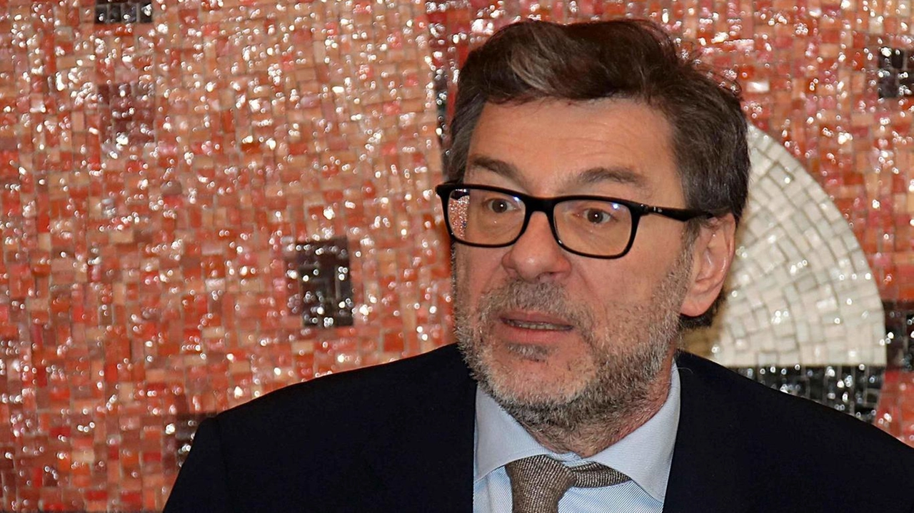 Insieme per la Popolare al convegno con il ministro all’Economia Giorgetti Insieme per la Popolare al convegno con il ministro all’Economia Giorgetti