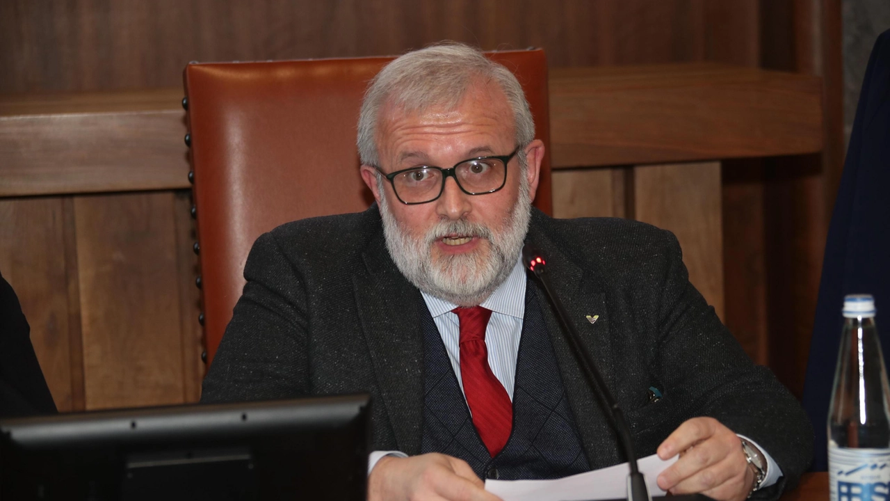 Perché sopravvivano, possano rappresentare un prima da cui prendere le mosse o un precedente da non ripetere, i ricordi vanno... Perché sopravvivano, possano rappresentare un prima da cui prendere le mosse o un precedente da non ripetere, i ricordi vanno...