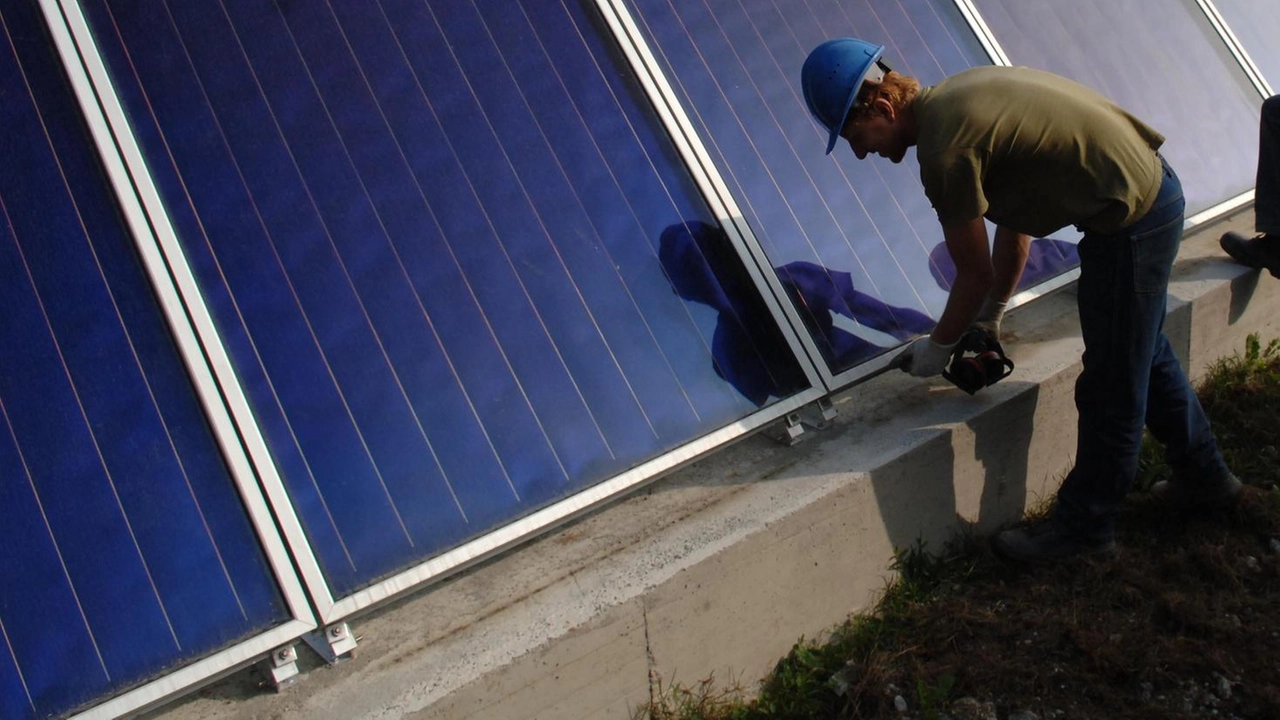 Un esempio di innovazione e sostenibilità arriva da Dairago, dove l’amministrazione comunale ha intrapreso un ambizioso percorso di efficientamento... Un esempio di innovazione e sostenibilità arriva da Dairago, dove l’amministrazione comunale ha intrapreso un ambizioso percorso di efficientamento...