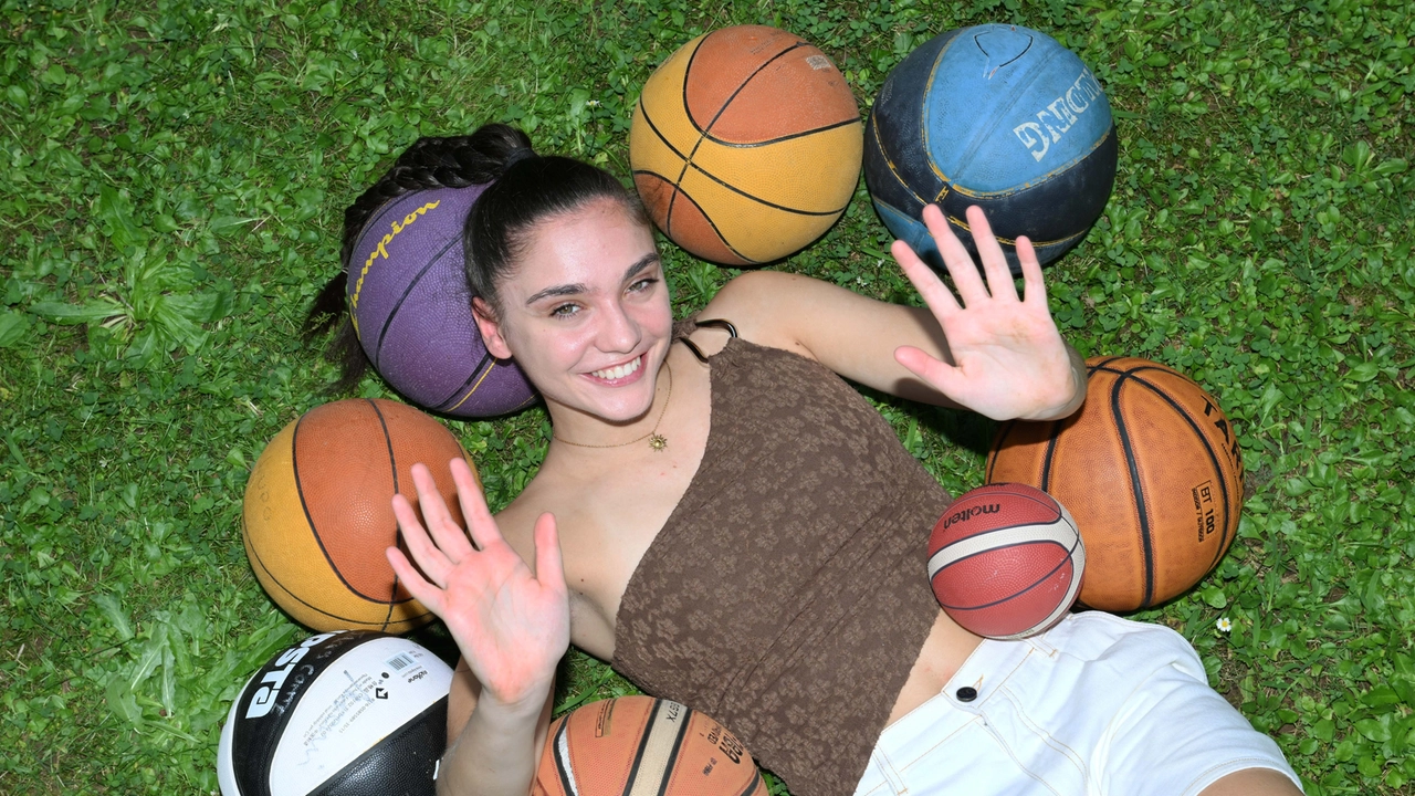 Matilde Villa, 20 anni, giocatrice della Nazionale e dell’Umana Reyer: ha in tasca un biglietto per Atlanta (Bettolini)