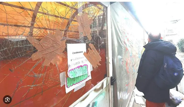 Sospeso al Severi Correnti dopo la devastazione, il Tar: “Era col passamontagna. La punizione è corretta”