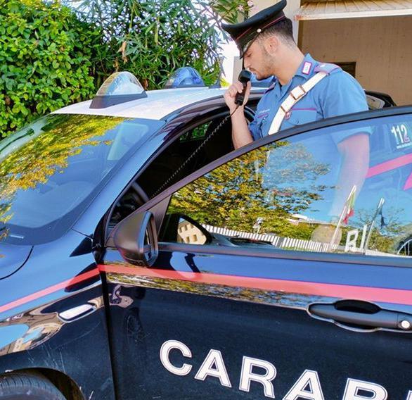 Casa violata mentre il padrone è in vacanza Casa violata mentre il padrone è in vacanza