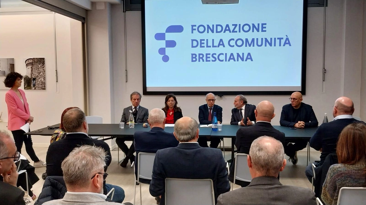 Sei Progetti Emblematici per 8 milioni. A selezionarli, Fondazione Cariplo e Regione Lombardia insieme alla Fondazione provinciale della comunità bresciana,... Sei Progetti Emblematici per 8 milioni. A selezionarli, Fondazione Cariplo e Regione Lombardia insieme alla Fondazione provinciale della comunità bresciana,...