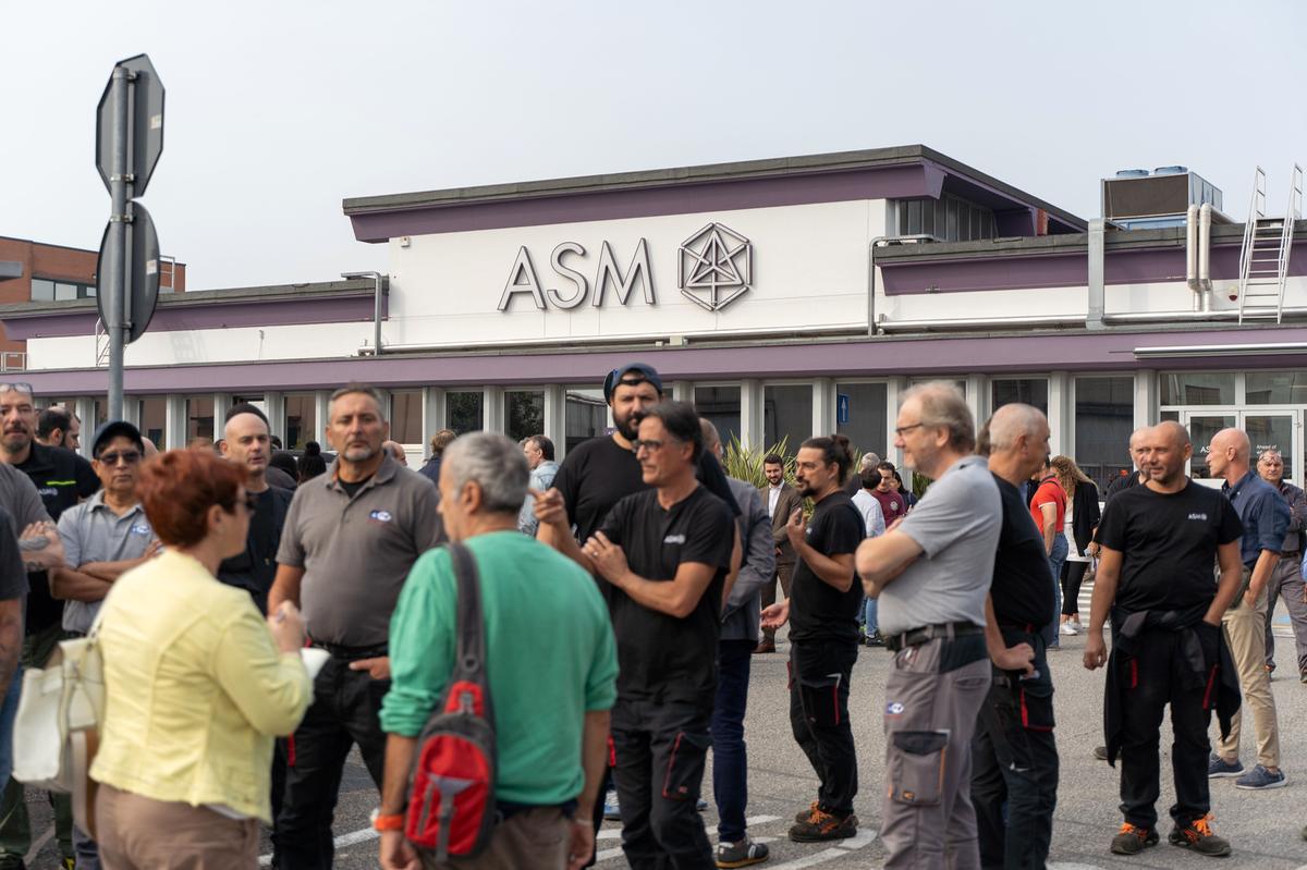 asm di baranzate sciopero contro il piano di riorganizzazione che spaventa i lavoratori