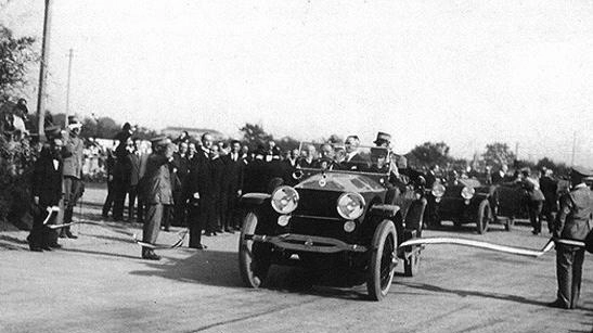 Il 22 settembre 2019, 150 auto e moto d'epoca celebrano i primi 100 anni dell'A8, la Milano-Varese, inaugurata nel 1924 da Re Vittorio Emanuele III. Evento organizzato dall'Automotoclub Storico Italiano con il sostegno istituzionale di Regione Lombardia e altri enti. Il 22 settembre 2019, 150 auto e moto d'epoca celebrano i primi 100 anni dell'A8, la Milano-Varese, inaugurata nel 1924 da Re Vittorio Emanuele III. Evento organizzato dall'Automotoclub Storico Italiano con il sostegno istituzionale di Regione Lombardia e altri enti.