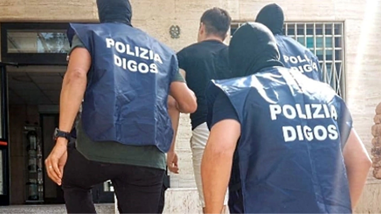 Il ragazzo di 22 anni accusato di terrorismo è rinchiuso nel carcere di Pescarenico a Lecco Il ragazzo di 22 anni accusato di terrorismo è rinchiuso nel carcere di Pescarenico a Lecco