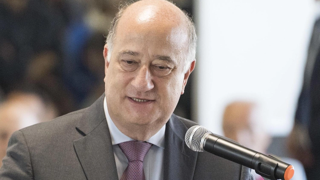Nel Bresciano, 189 beni confiscati alle mafie sono stati destinati agli enti territoriali, con il comune capoluogo in testa alla classifica. Gli immobili vengono impiegati per affrontare emergenze abitative e gravi marginalità. Altri beni sono ancora sotto gestione dell'Agenzia nazionale. Nel Bresciano, 189 beni confiscati alle mafie sono stati destinati agli enti territoriali, con il comune capoluogo in testa alla classifica. Gli immobili vengono impiegati per affrontare emergenze abitative e gravi marginalità. Altri beni sono ancora sotto gestione dell'Agenzia nazionale.