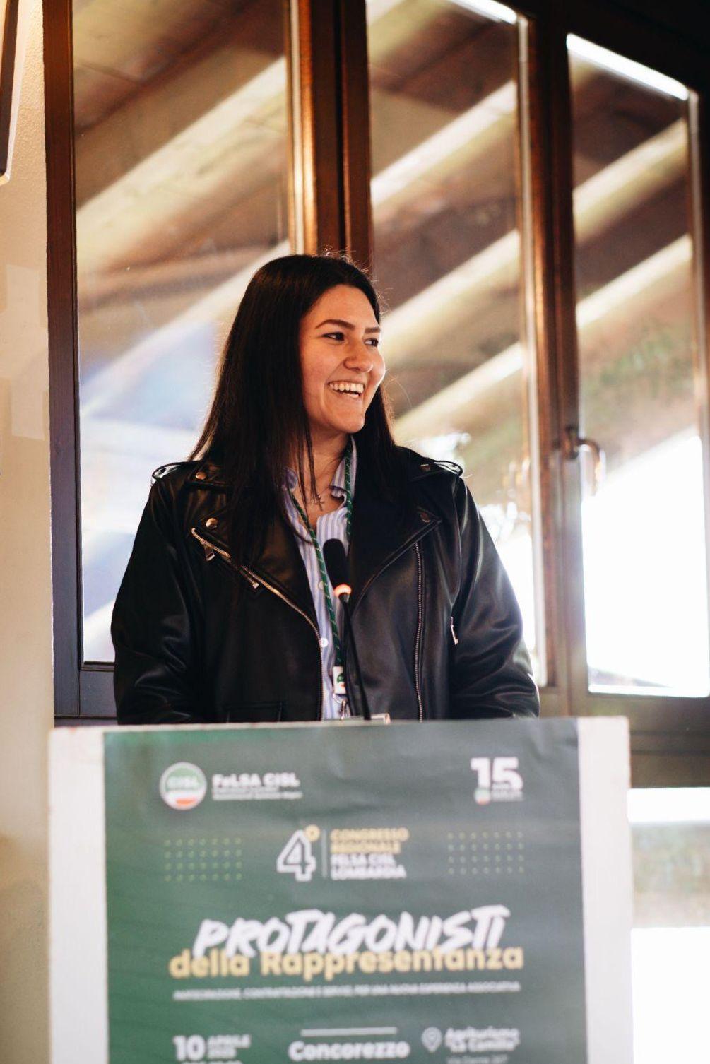 Paola Rios, rider a 26 anni e mille impieghi per riuscire ad arrivare a fine mese. “Per l’instabilità non si fanno figli” Paola Rios, rider a 26 anni e mille impieghi per riuscire ad arrivare a fine mese. “Per l’instabilità non si fanno figli”
