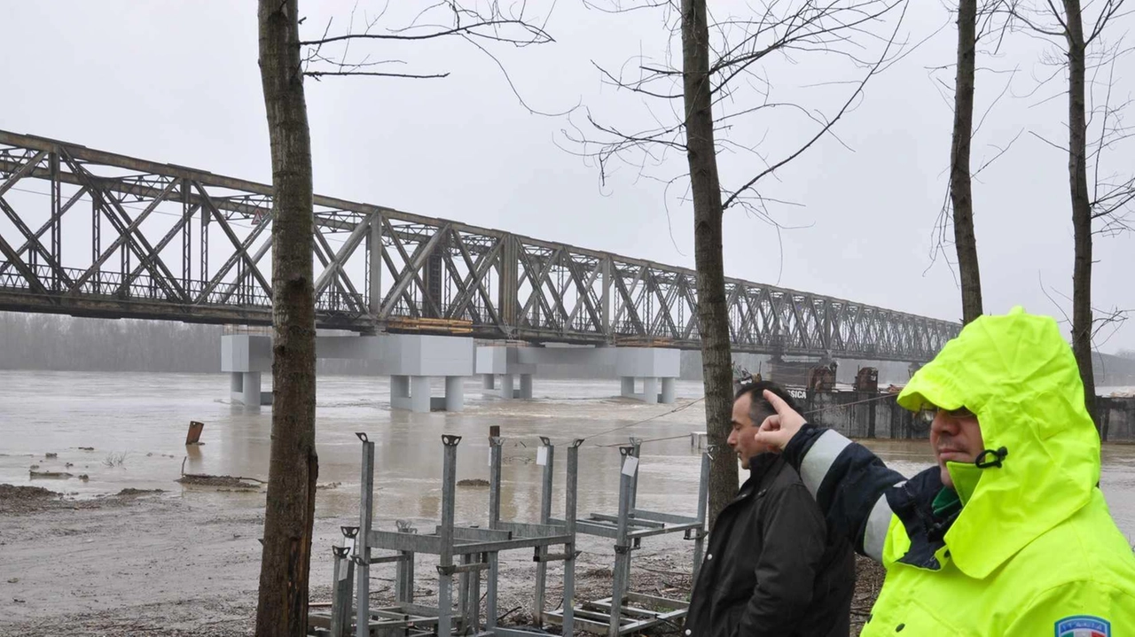 LINAROLO (Pavia) "Prendiamo atto che la posa della prima pietra dovrebbe avvenire nel 2027, ma senza dimenticare che la stessa cosa... LINAROLO (Pavia) "Prendiamo atto che la posa della prima pietra dovrebbe avvenire nel 2027, ma senza dimenticare che la stessa cosa...