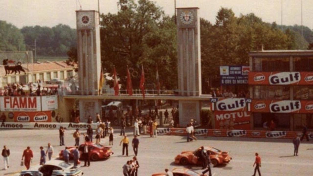 Scopri la Monza del ventennio fascista con il volume di Albani e Gambaro, tra architettura e trasformazioni urbane. Scopri la Monza del ventennio fascista con il volume di Albani e Gambaro, tra architettura e trasformazioni urbane.