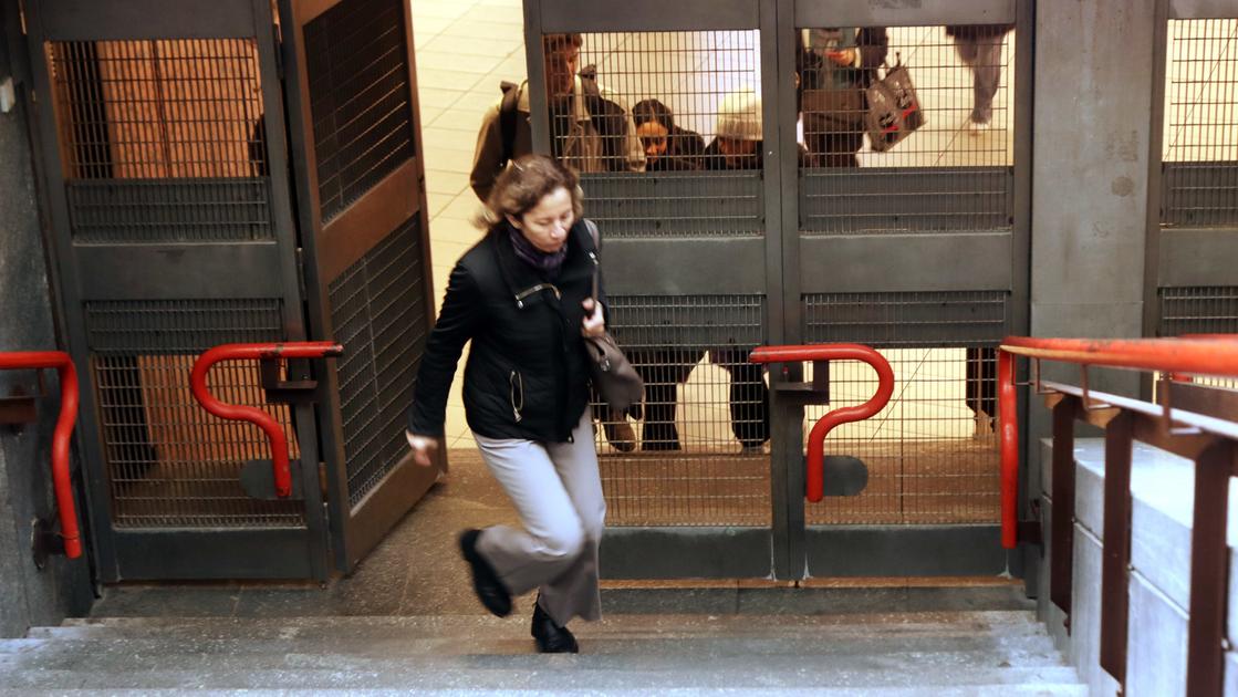 milano sciopero dei mezzi lunedì 24 febbraio   orari e fasce di garanzia di metropolitana autobus e tram