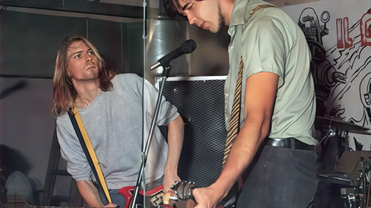 Un documentario racconta le storiche date romane della band di Seattle. Torna anche la rassegna “Tutto il nostro sangue” con tre spettacoli. Un documentario racconta le storiche date romane della band di Seattle. Torna anche la rassegna “Tutto il nostro sangue” con tre spettacoli.