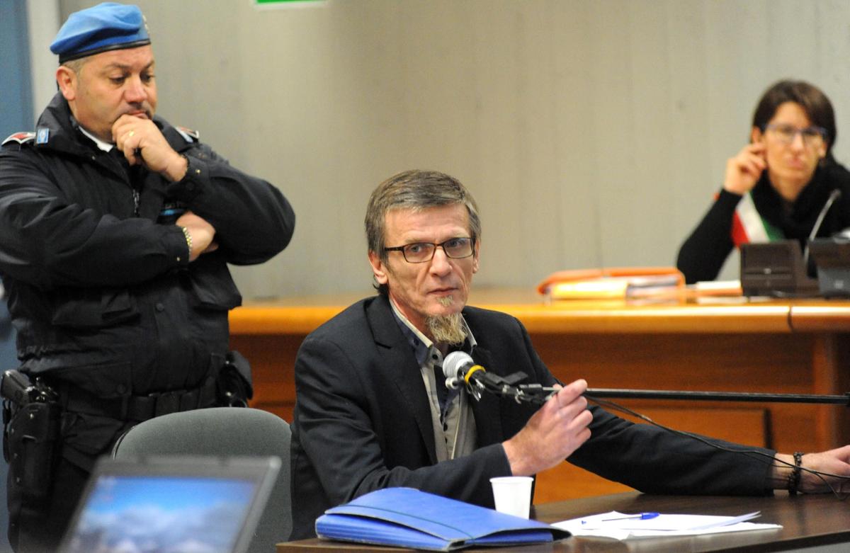 Stefano Binda, risarcimento a rischio. Per la Cassazione le risposte confuse favorirono i dubbi (e la sentenza sfavorevole)