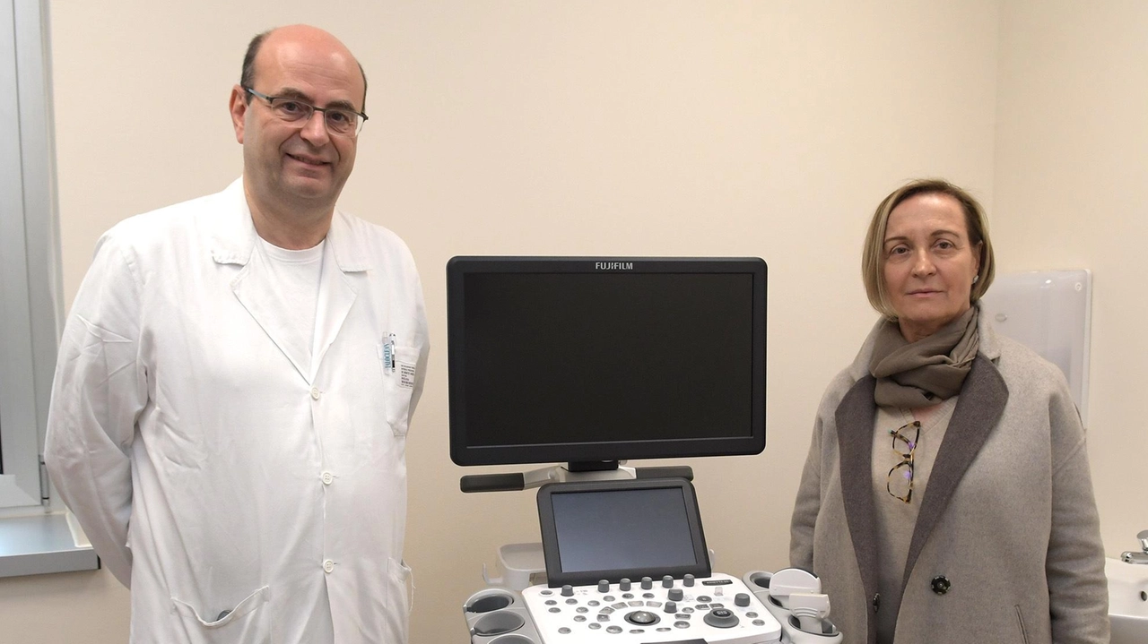 Andrea De Monte, primario di oncologia e Rossana Penna sostituto procuratore vedova dell’avvocato Roberto De Mari Andrea De Monte, primario di oncologia e Rossana Penna sostituto procuratore vedova dell’avvocato Roberto De Mari