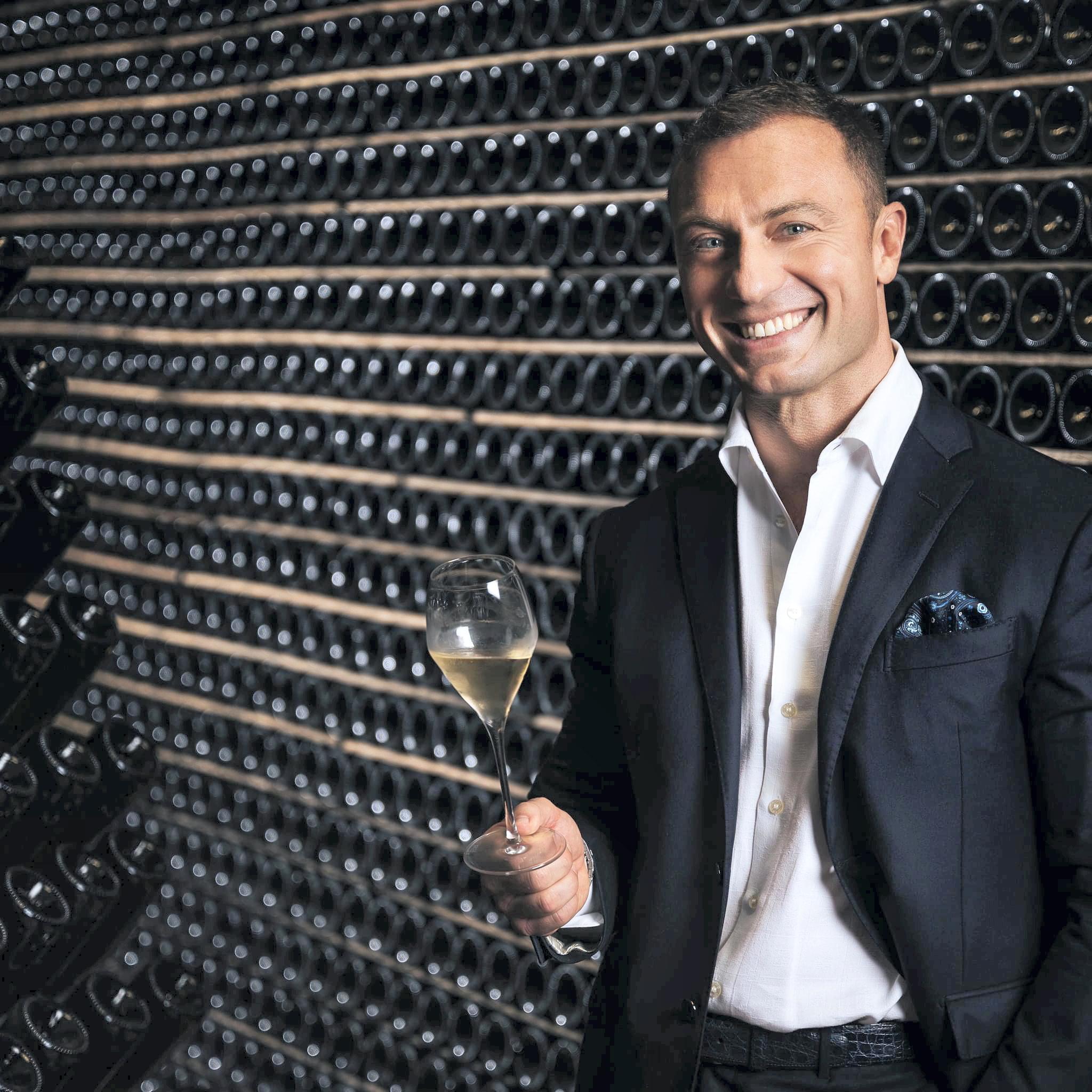 Battaglia nel cuore Pavese del vino italiano: Terre d’Oltrepò a rischio sfiducia, soci sul piede di guerra Battaglia nel cuore Pavese del vino italiano: Terre d’Oltrepò a rischio sfiducia, soci sul piede di guerra