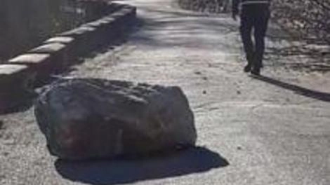 Riaperta la strada che da Tornadri sale a Franscia nel comune di Lanzada, chiusa nei giorni scorsi a causa del... Riaperta la strada che da Tornadri sale a Franscia nel comune di Lanzada, chiusa nei giorni scorsi a causa del...