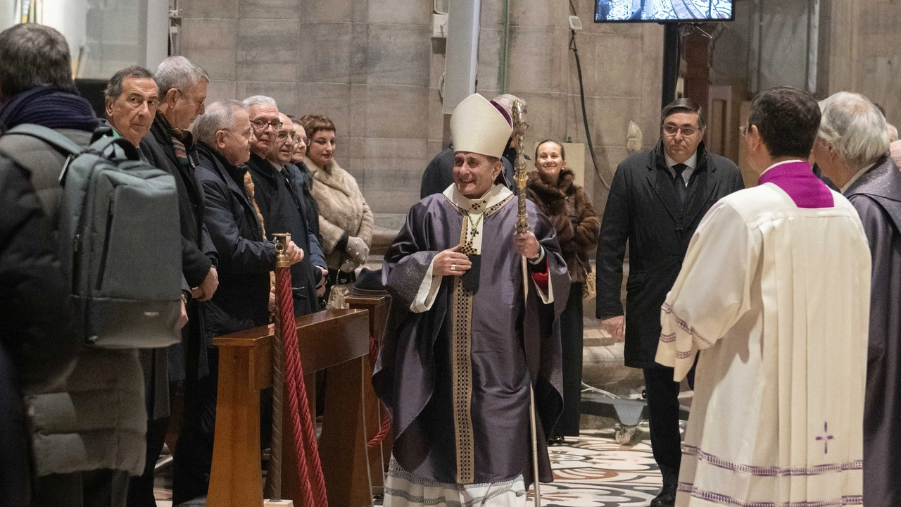 Monsignor Mario Delpini nel giorno delle celebrazioni per i 50 anni di Caritas Ambrosiana (Ansa/Andrea Fasani)