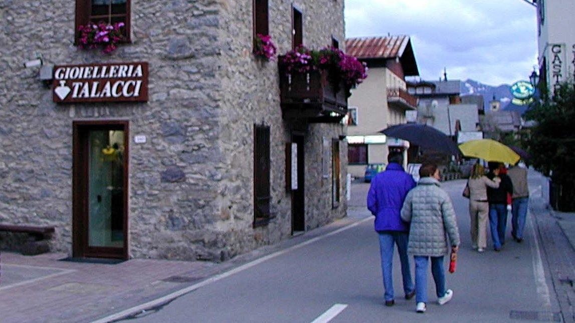Anche Livigno capitale della neve e dello shopping è chiamata a fare i conti con le novità Anche Livigno capitale della neve e dello shopping è chiamata a fare i conti con le novità