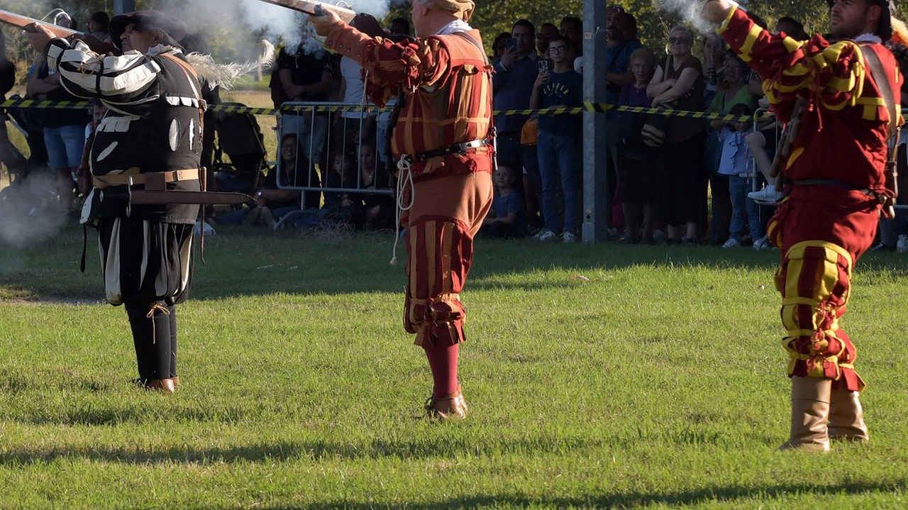 La frazione di Zivido si trasformerà in un borgo medievale con accampamento militare, spettacoli di acrobati e. cortei in costume La frazione di Zivido si trasformerà in un borgo medievale con accampamento militare, spettacoli di acrobati e. cortei in costume