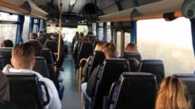 L'episodio è avvenuto su un bus a Monza L'episodio è avvenuto su un bus a Monza