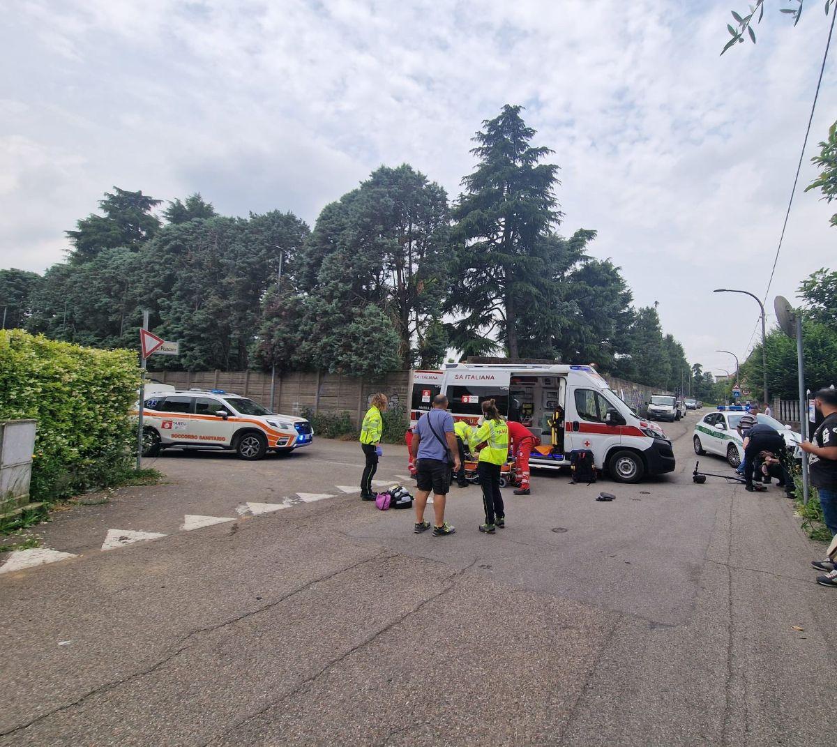 Mercoledì nero sulle strade di Rho: muore motociclista di 61 anni, grave un 14enne caduto dal monopattino