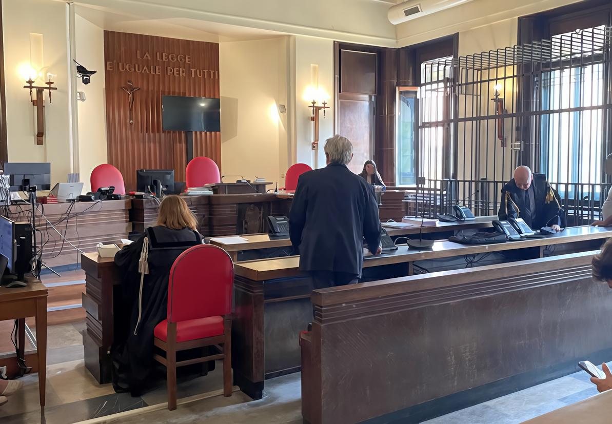 Malaspina condannato a dieci anni. Pena limata per il costruttore. Assolti i professionisti della “corte“ Malaspina condannato a dieci anni. Pena limata per il costruttore. Assolti i professionisti della “corte“
