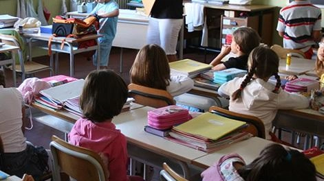 A Monza, l'introduzione dell'educatore di plesso per gli alunni diversamente abili è un passo avanti nell'inclusione scolastica. Si valuta l'estensione del servizio in tutte le scuole, con un focus sulla valutazione scientifica dei benefici. L'investimento è significativo, ma necessario per garantire un'assistenza adeguata ai minori con disabilità. A Monza, l'introduzione dell'educatore di plesso per gli alunni diversamente abili è un passo avanti nell'inclusione scolastica. Si valuta l'estensione del servizio in tutte le scuole, con un focus sulla valutazione scientifica dei benefici. L'investimento è significativo, ma necessario per garantire un'assistenza adeguata ai minori con disabilità.