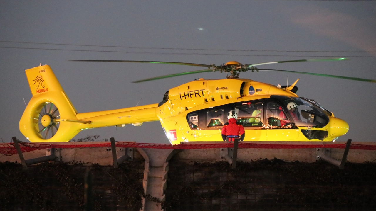 Sul posto è intervenuto l'elisoccorso Sul posto è intervenuto l'elisoccorso