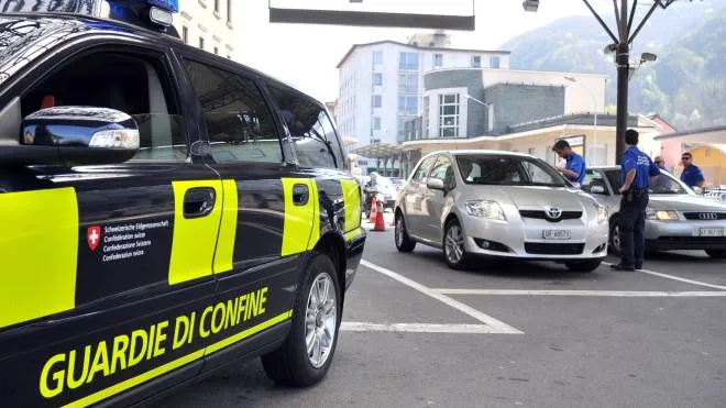 La polizia di frontiera elvetica ha sorpreso le tre giovani profughe